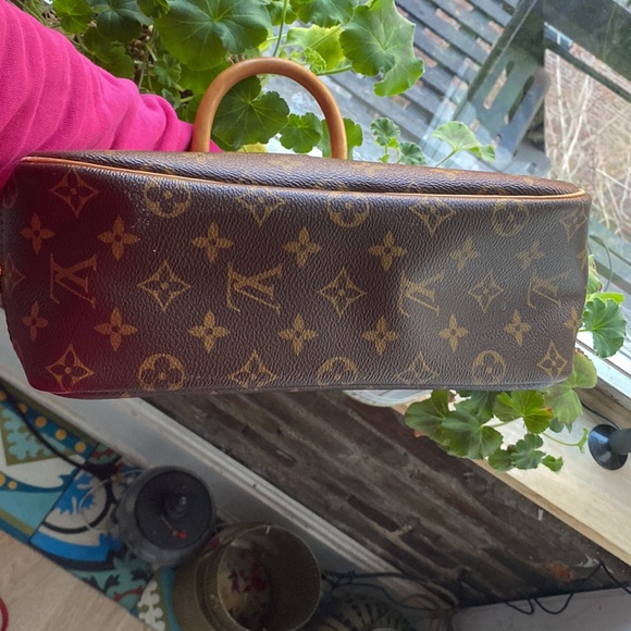 Louis Vuitton Deauville - like new!! - Picture 7 of 7